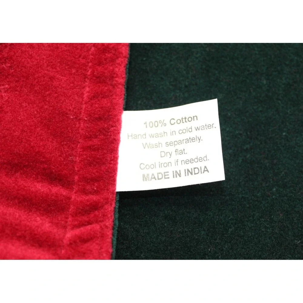 Holiday Velvet Reversible Table Runner w/ 8 Matching Placemats Home‎ Trends